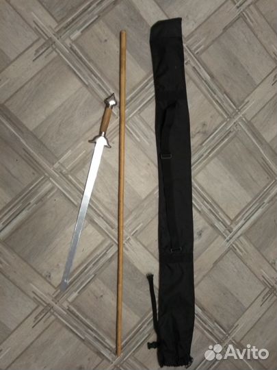 Стандартный инвентарь в чехле для занятий у-шу