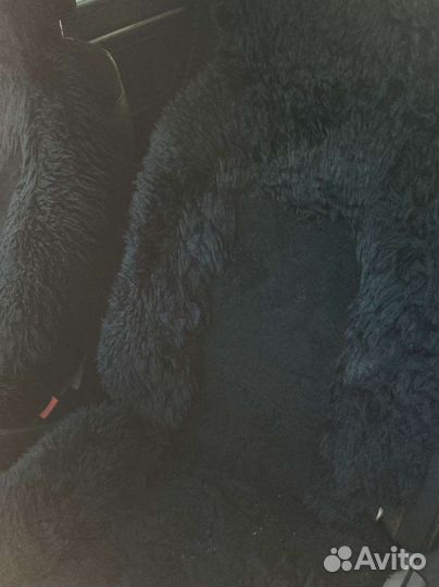 Чехлы на автомобиль