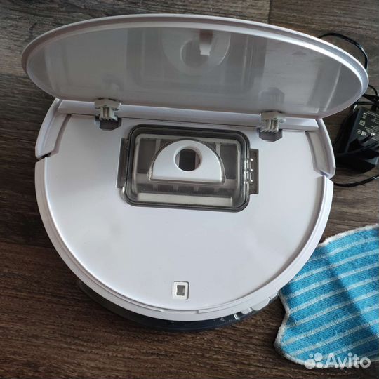 Робот пылесос redmond rv r450