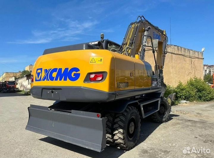 Колёсный экскаватор XCMG XE210WD, 2024