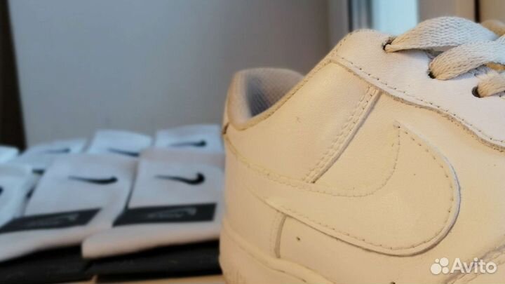 Белые носки nike