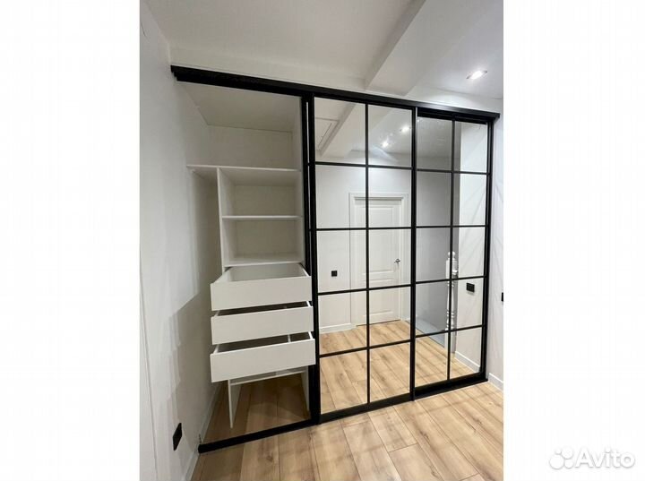 Шкаф стенка