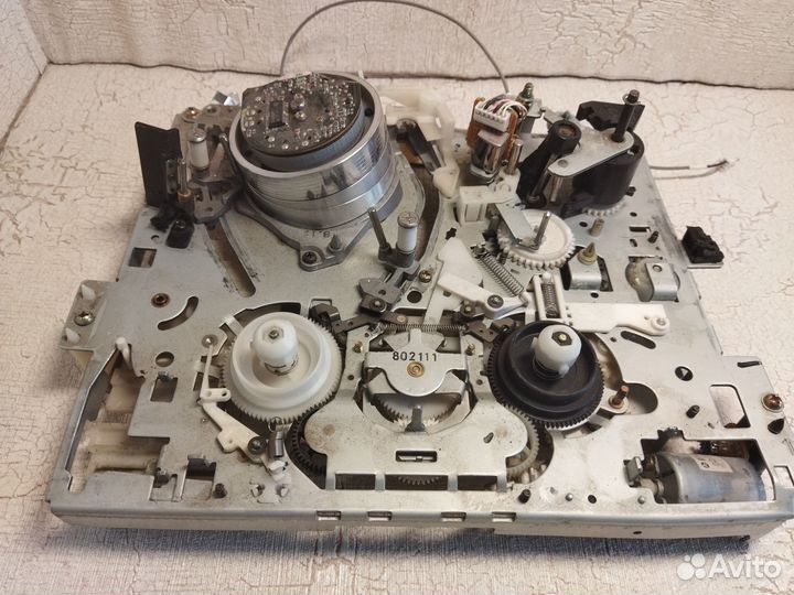 Механизм видеомагнитофона