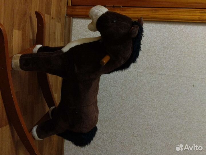 Лошадь качалка деревянная