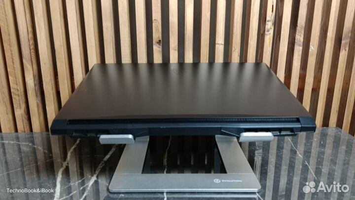 Игровой ноутбук MSI Katana GF76