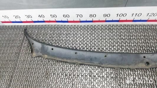 Накладка декоративная (жабо, дождевик) BMW X5 E70