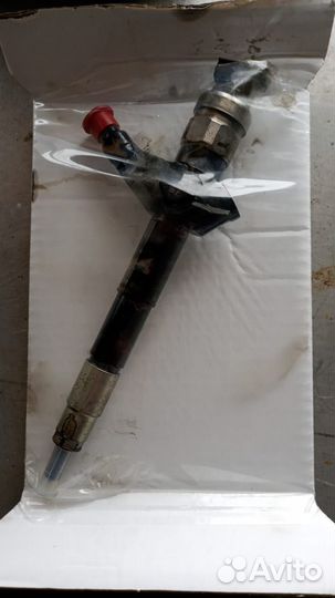 Форсунка топливная Nissan Pathfinder R51