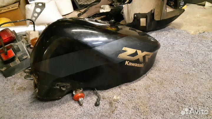 Запчасти kawasaki zxr400