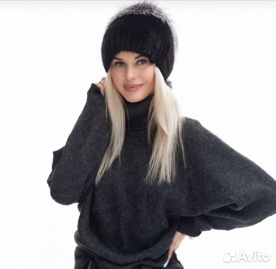 Женские меховые шапки