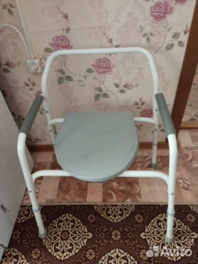 Кресло туалет