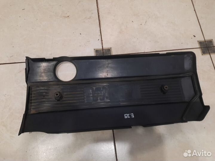 Декоративная крышка двигателя BMW E39