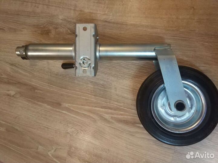 Опорное колесо с хомутом, хомут