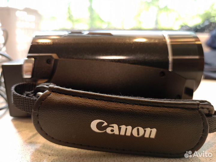 Canon legria HF M506