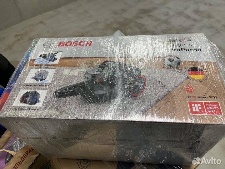 Пылесос с контейнером для пыли Bosch BGS21POW2