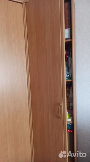 Угловой шкаф