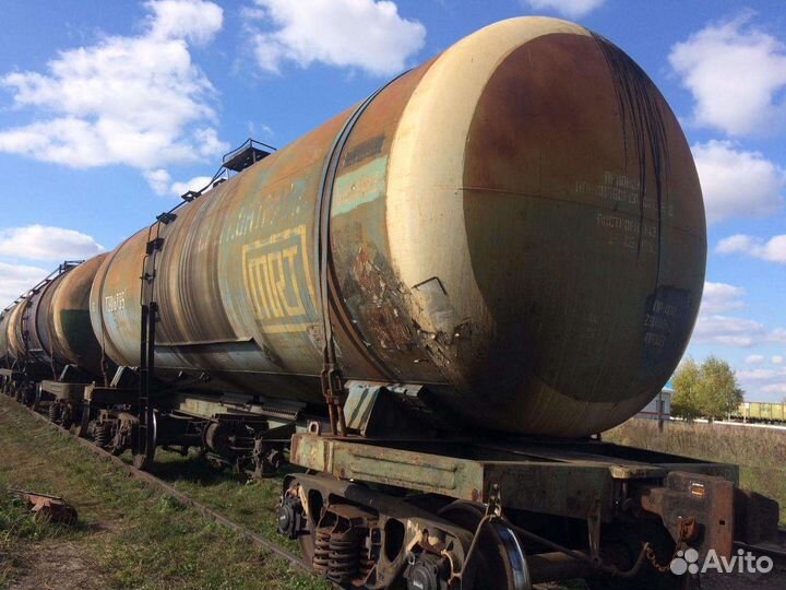 Цистерны жд без колес 85,6 м3 и 73 куб