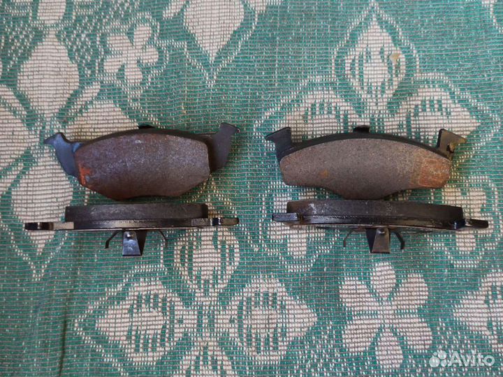 Тормозные колодки VAG polo, golf, fabia передние