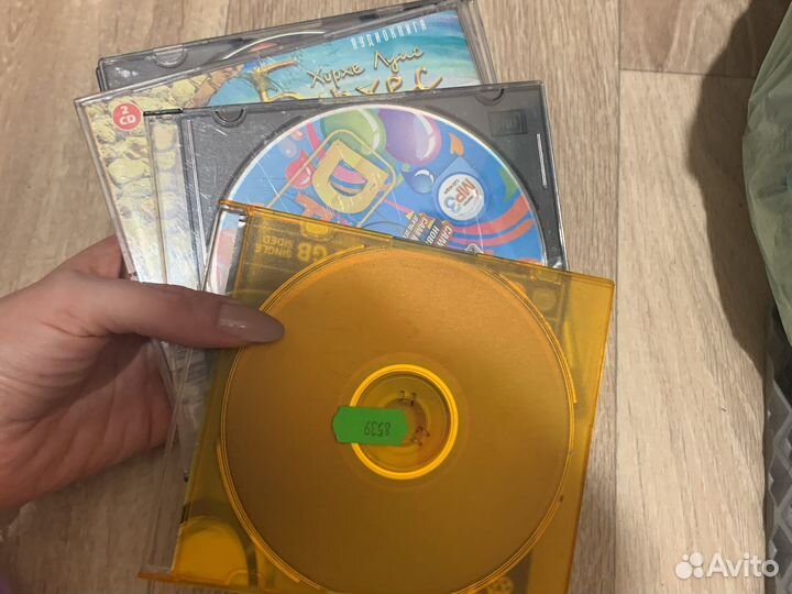 Отдам cd и dvd диски