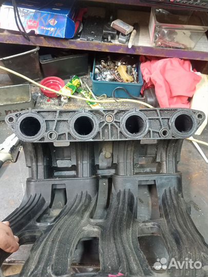 Впускной коллектор ваз 2112
