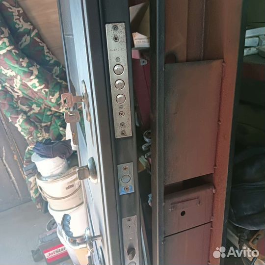 Входная дверь