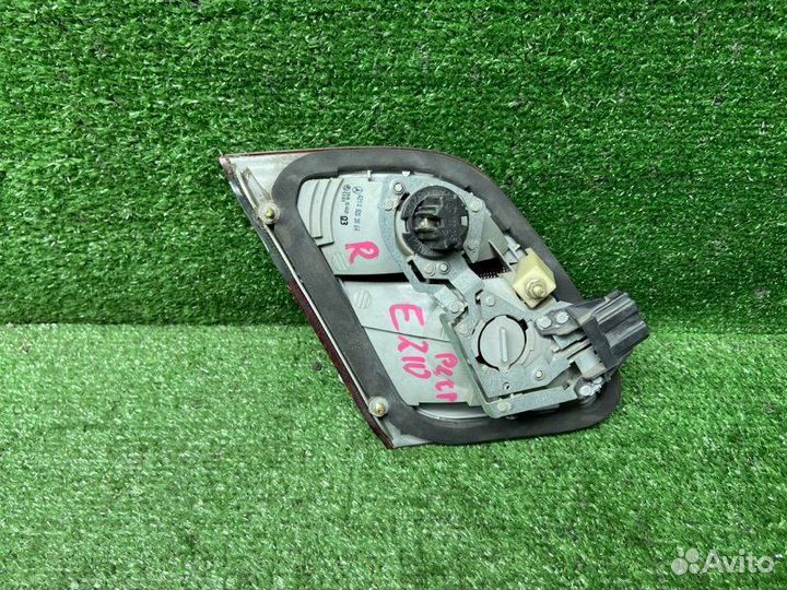 Фонарь задний правый Mercedes-Benz E W210