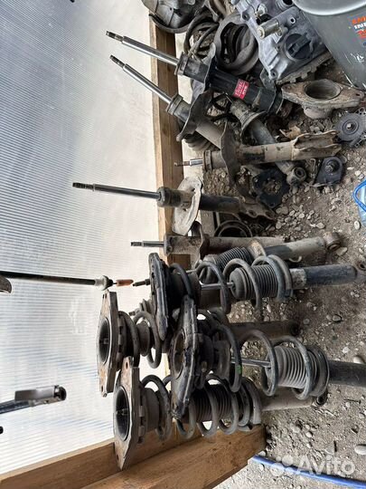 Любые запчасти Nissan almera