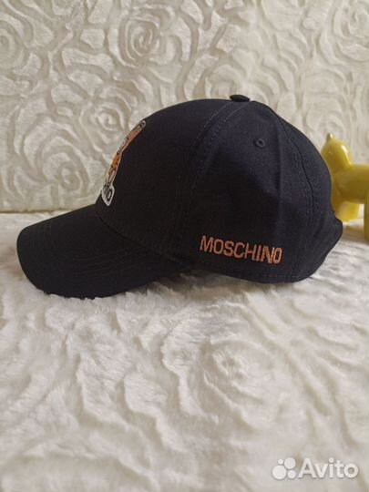 Бейсболка moschino