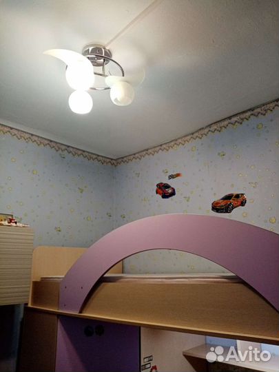 Кровать чердак со столом