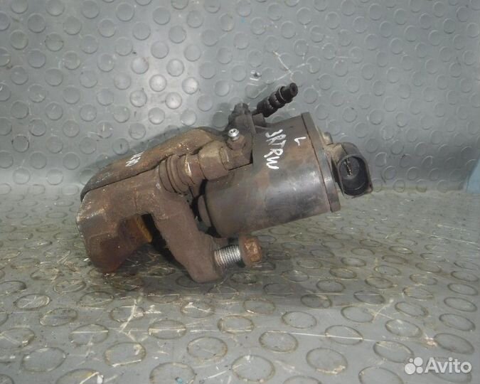 Volvo XC70 Суппорт тормозной задний правый