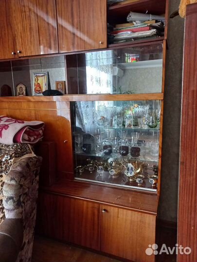 Шкаф сервант бу