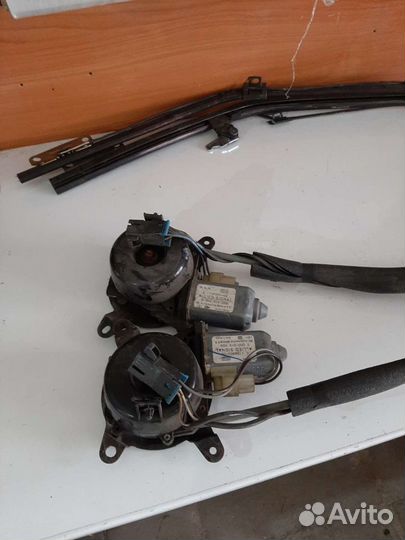 Доводчики ремней безопасности Saturn SL