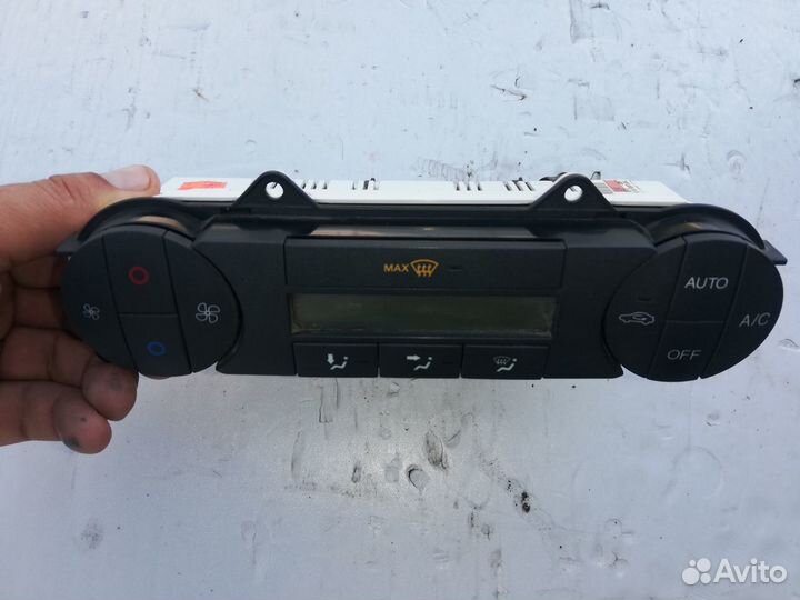 Блок управления климатом Ford Fiesta