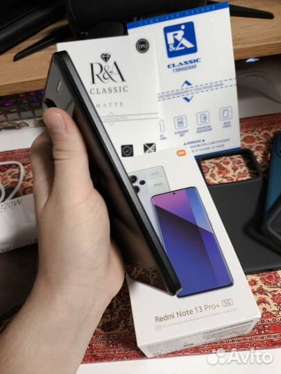 Xiaomi Redmi Note 13 Pro+, 8/256 ГБ