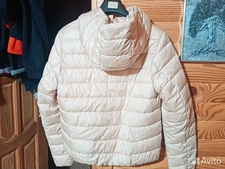 Курточка для девушек. 46размер.бу