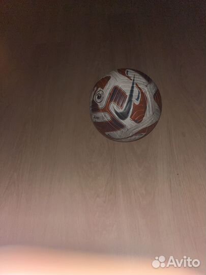 Футбольный мяч nike premier league