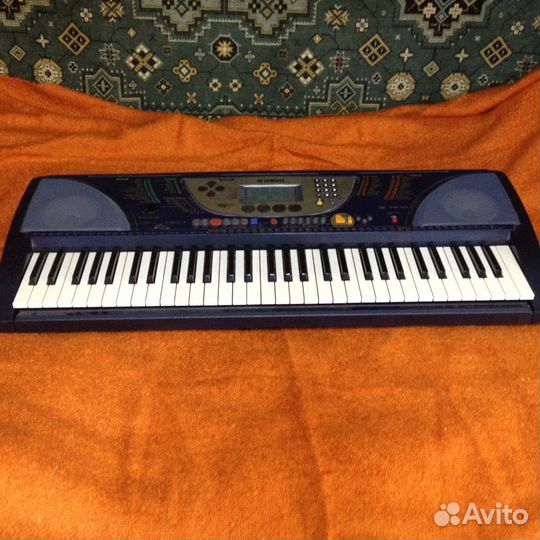 Синтезатор Yamaha PSR-270