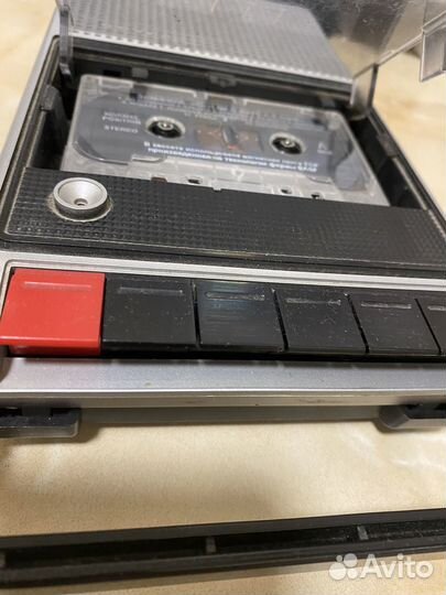 Портативный магнитофон-рекордер (диктофон)