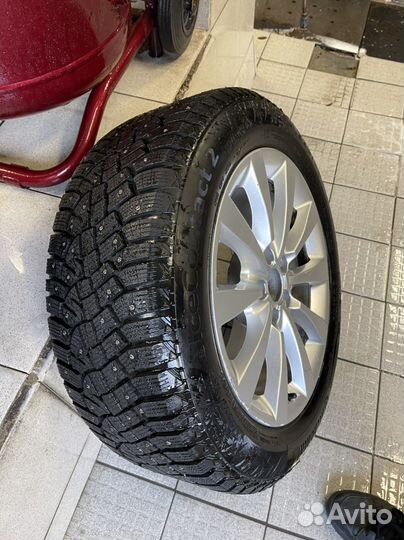 Колеса в сборе r17 зимние шип для Audi