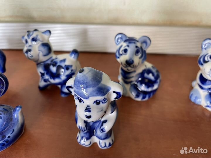 Статуэтки гжель