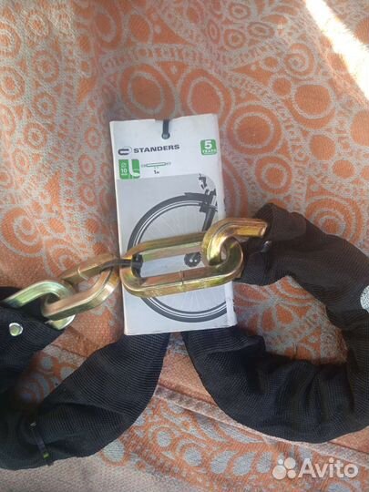 Противоугонная цепь и замок велосипедный