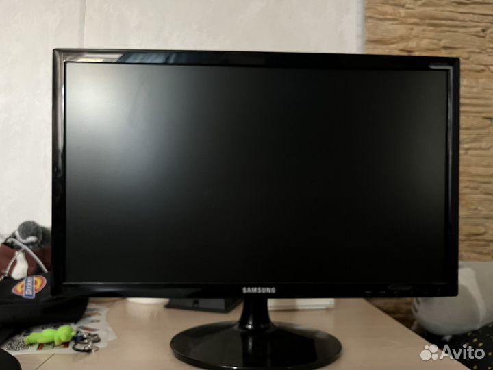 Монитор Samsung