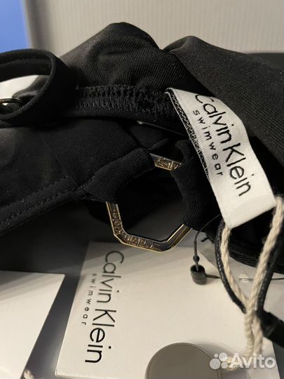 Новый Купальник Calvin klein xs
