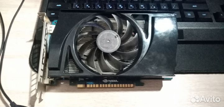 Видеокарта GTX 550Ti