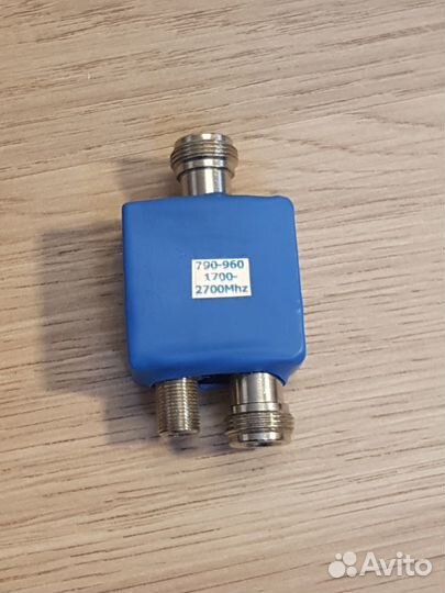 Делитель мощности 75 Ом, разъемы F 790-2700 мгц