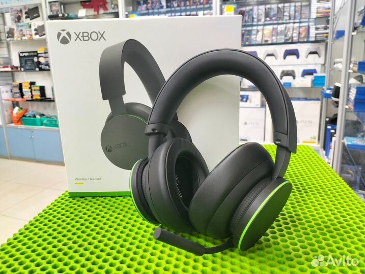 Гарнитура Microsoft Xbox Wireless Headset