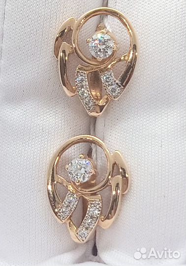 Серьги с синтетическим камнем Золото