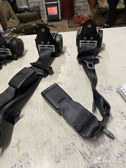 Ремни безопасности задние Nissan Almera G15