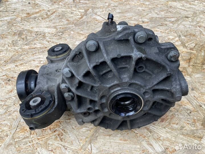 Редуктор заднего моста, Land Rover Discovery 5 2017