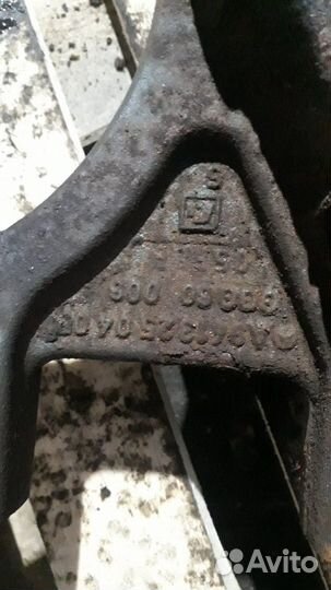 Кронштейн реактивной тяги Мерседес Актрос