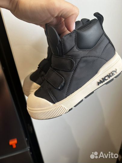 Ботинки оригинал zara для мальчика 25